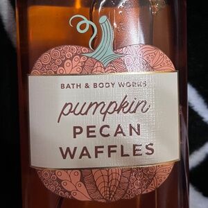 Bath and Body Works Pumpkin Pecan Waffles body wash